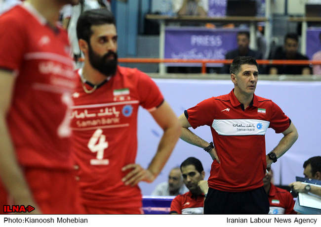 دیدار تیم های ملی والیبال ایران و آمریکا