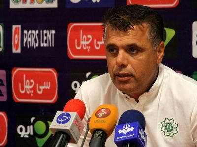 خطیبی به نشست خبری نیامد