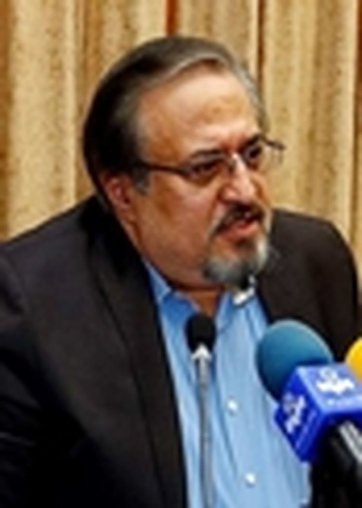 افجه‌ای: مشکلات‌مالی ادامه کار را برای هیات‌مدیره سخت کرده / برگزاری جلسه ویژه در مورد هلمکه!