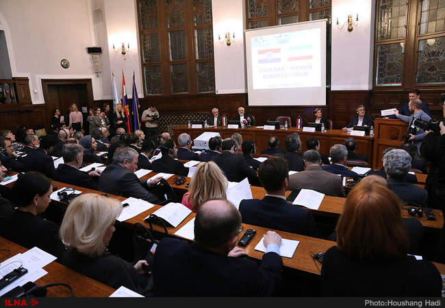 ادامه برنامه ها و دیدارهای محمدجواد ظریف در کرواسی