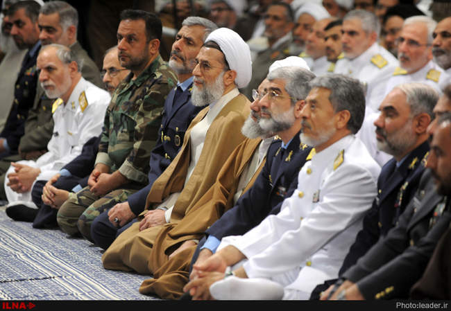 دیدار جمعی از فرماندهان و کارکنان ارتش با رهبرمعظم انقلاب اسلامی