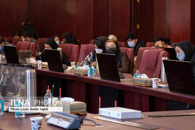 شروع واگذاری سهام پرسپولیس و استقلال به مردم