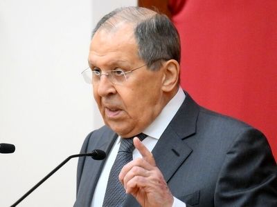 غرب با سپر بلا کردن کی‌یف موفق به شکست استراتژیک روسیه نخواهد شد