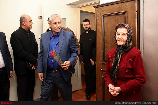 بازدید وزیر کار از خانه سالمندان سوسه مایریک