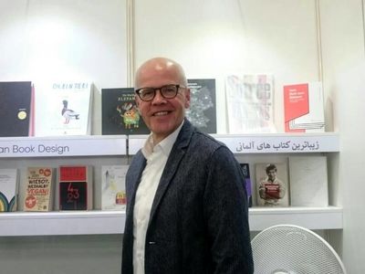 از بن کتاب در آلمان خبری نیست/کم‌درآمدها کتاب‌های جیبی می‌خرند