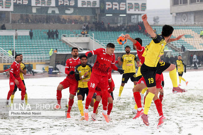 گزارش تصویری بازی پرسپولیس و سپاهان اصفهان