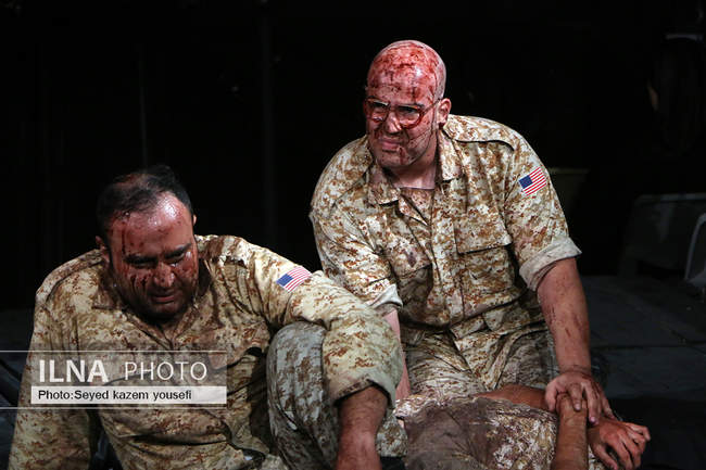 تئاتر «اولولری قویلایین»؛ پیام‌آور صلح روی صحنه تبریز