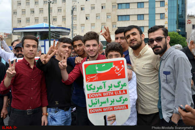 راهپیمایی مردم مشهد در روز جهانی قدس