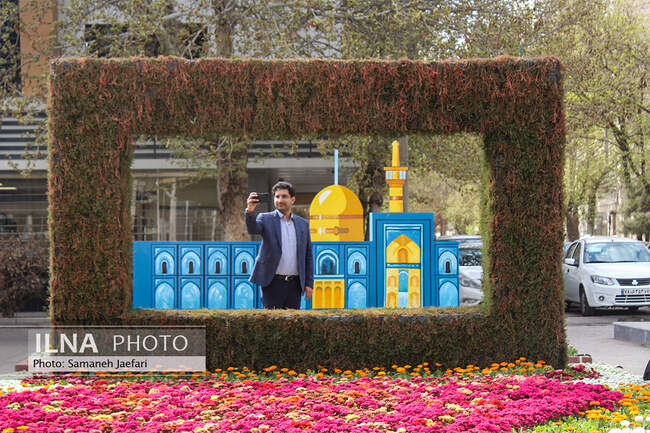 جلوه گری المان های نوروزی در مشهد