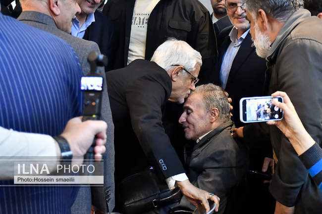 بازدید معاون اول رییس جمهور از نمایشگاه ایران ساخت 