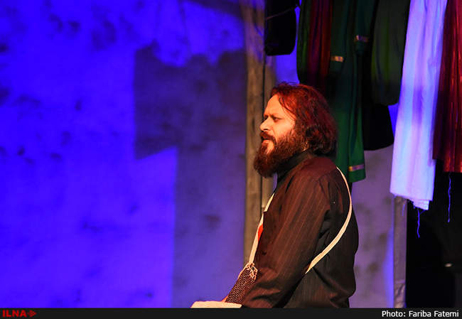 نمایش برگزین در تهران به روی صحنه رفت