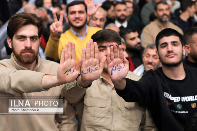 دیدار اقشار مردم با رهبر انقلاب به مناسبت چهل‌وهفتمین سالگرد پیروزی