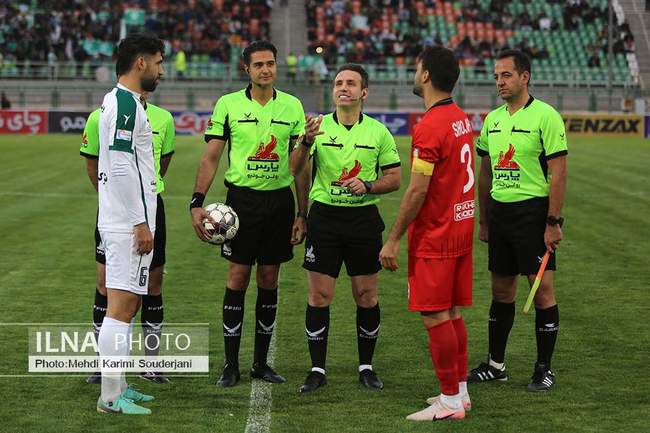 توقف تیم فوتبال تراکتور تبریز  برابر ذوب آهن اصفهان