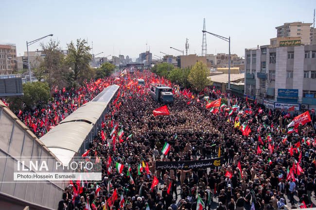 مراسم تشییع پیکر مطهر رهبر شهید انقلاب/ 6