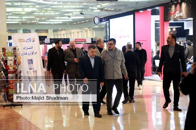 نمایشگاه مطبوعات در سومین روز کاری 