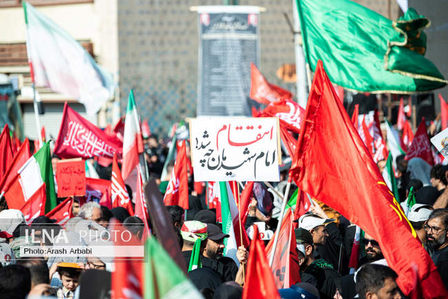 مراسم تشییع پیکر مطهر رهبر شهید انقلاب / 3
