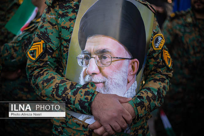 راهپیمایی ۱۳ آبان در قزوین به روایت تصویر