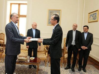 تقدیم رونوشت استوارنامه سفیر جدید تایلند به امیرعبداللهیان/ سفیر پاکستان خداحافظی کرد