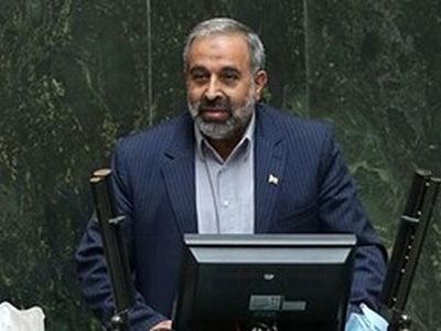 در دولت هیچ کس مسئولیت بازار ارز را بر عهده نمی گیرد