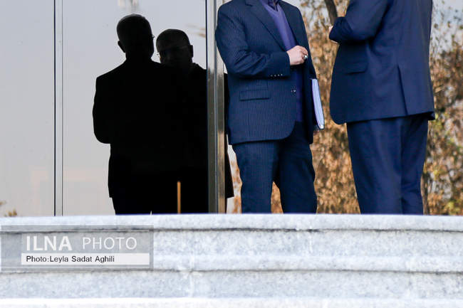 حاشیه جلسه هیات دولت - ۲۸ آبان