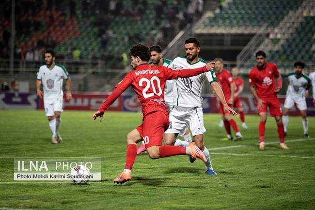 توقف تیم فوتبال تراکتور تبریز  برابر ذوب آهن اصفهان