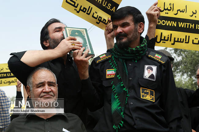 نماز جمعه تهران و تظاهرات در محکومیت اهانت به قرآن