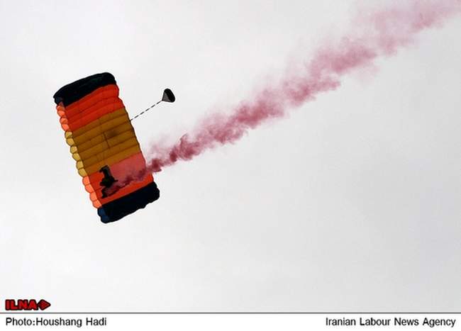 حضور رییس جمهور در راهپیمایی یوم الله ۲۲ بهمن