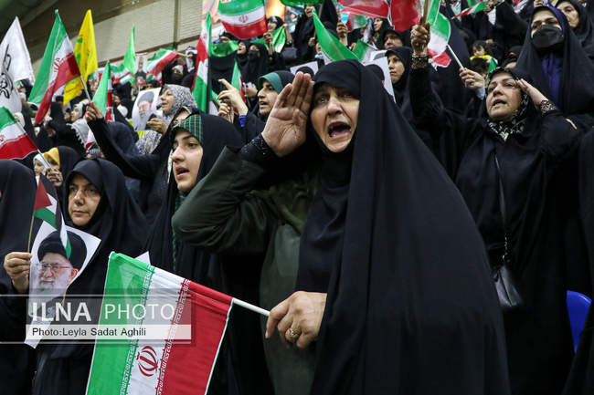 تجمع خانوادگی حجاب، آرمان روح الله