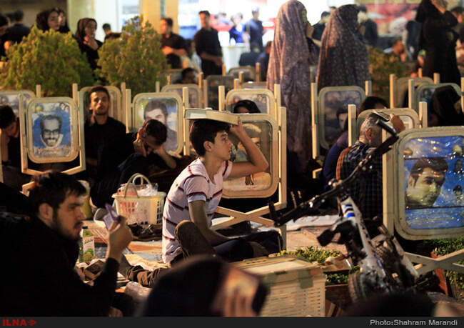 مراسم احیای شب بیست و سوم ماه مبارک رمضان در گلستان شهدای اصفهان 