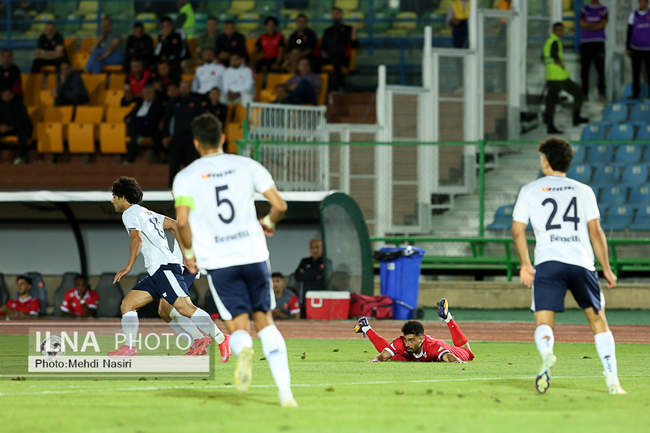 گزارش تصویری دیدار تیم‌های پرسپولیس و ملوان بندرانزلی