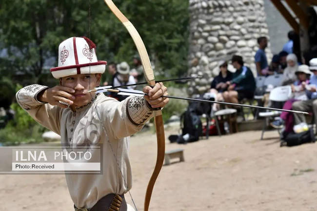 شکار با عقاب در قرقیزستان 
