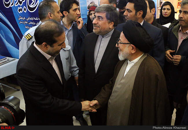 بازدید وزیر فرهنگ و ارشاد اسلامی از نمایشگاه مطبوعات