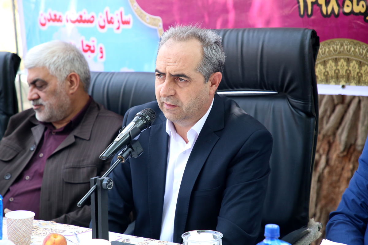 تأکید استاندار قم بر تحقق طرح عملیاتی راه دسترسی نمایشگاه بین‌المللی قم/ دغدغه بخش خصوصی مدنظر مدیریت استان است