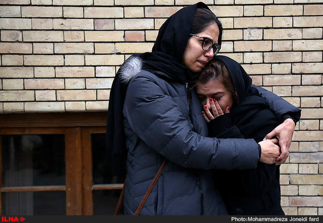 تصاویر خاکسپاری نیما طباطبایی؛ کارگردان جوان سینمای ایران