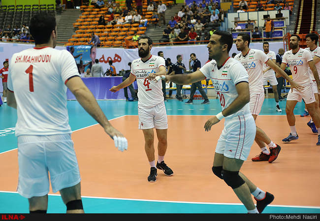 مسابقه‌ی تیم‌های ملی والیبال ایران و صربستان