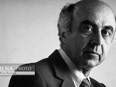 ترجمه کتاب «ارمغان مور: جستاری در شاهنامه» به زبان انگلیسی