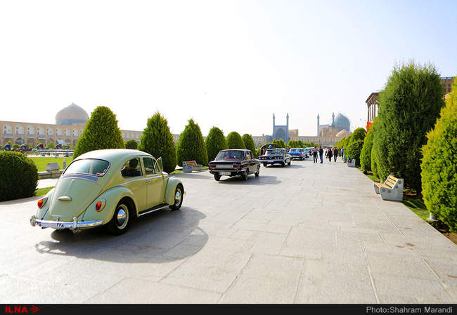 اولین رالی خودروهای کلاسیک در اصفهان