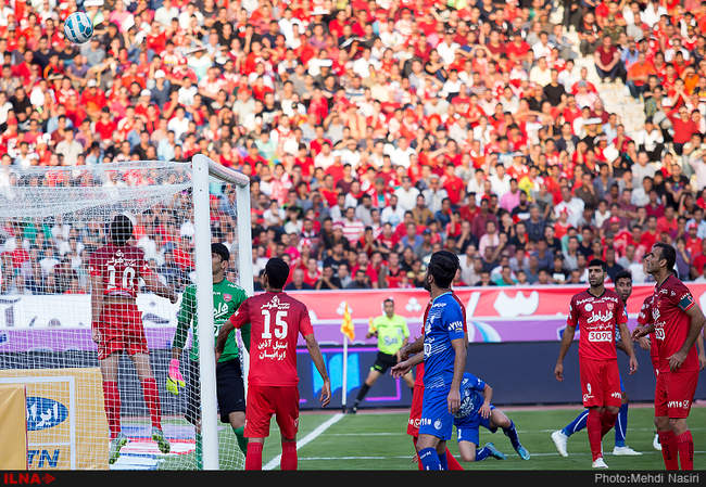 هشتاد و سومین داربی تیم های فوتبال استقلال و پرسپولیس