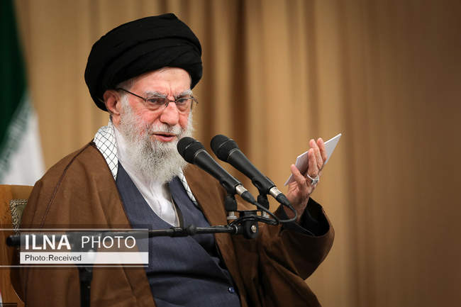 دیدار دانش‌آموزان و دانشجویان با مقام معظم رهبری