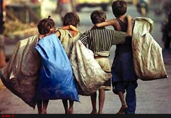 چهره‌های آفتاب‌خورده، دست‌های کوچک کار