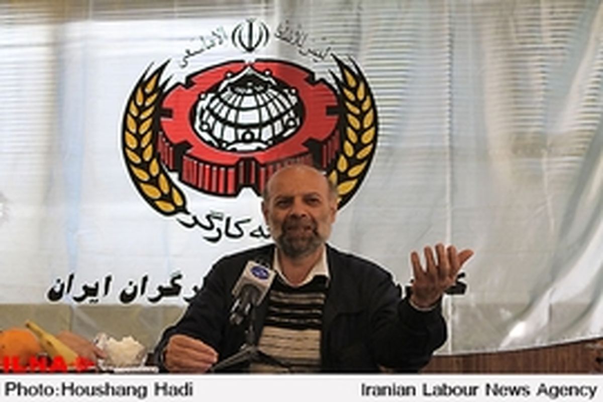 لایحه اصلاح قانون کار با قانون برنامه پنجم مغایرت دارد