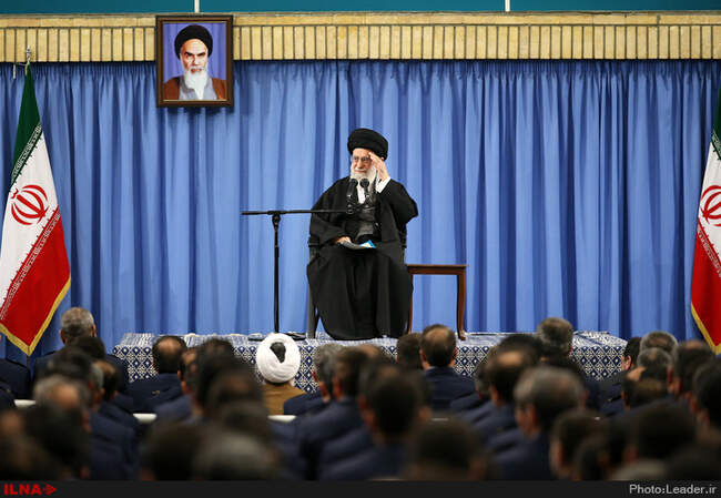 دیدار فرماندهان و کارکنان نیروی هوایی ارتش با رهبر انقلاب اسلامی