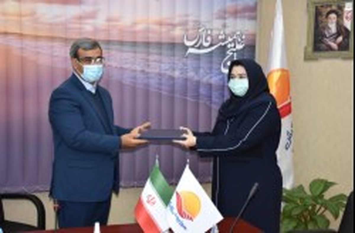 فرزانه شرفبافی به مرکز نوآوری رفت