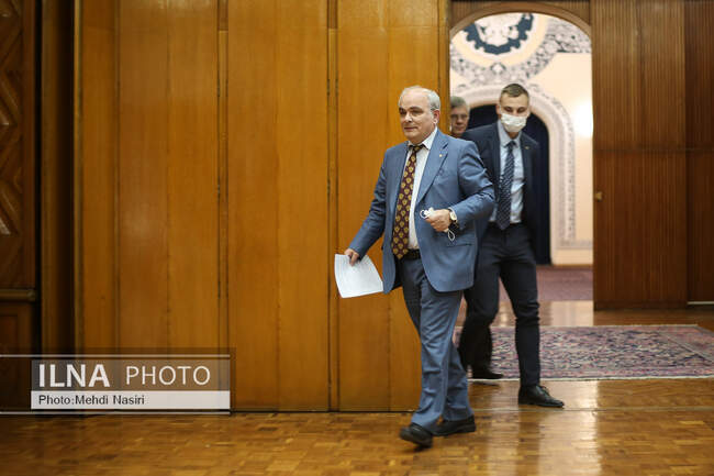   لوان جاگاریان