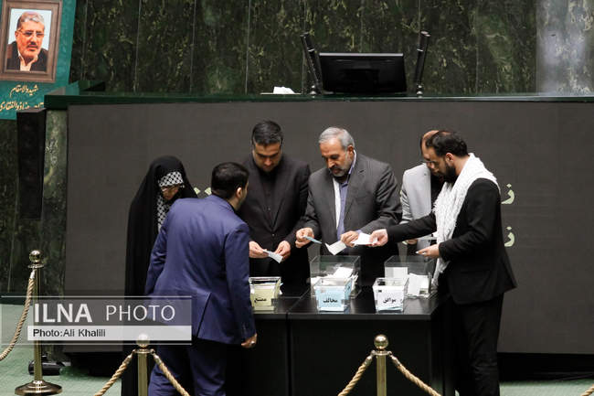 جلسه رای اعتماد وزیر پیشنهادی اقتصاد