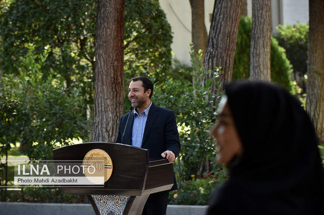 در حاشیه جلسه هیات دولت 