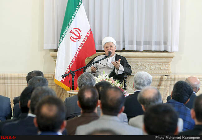 دیدار رئیس، معاونین و جمعی از مدیران سازمان تأمین اجتماعی با آیت الل�