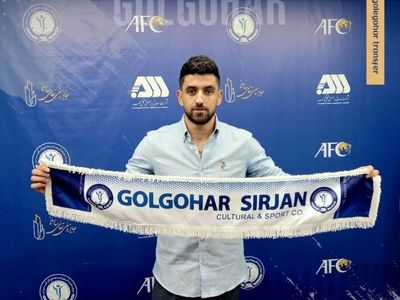 مهدی تارتار مهاجم استقلال را جذب کرد