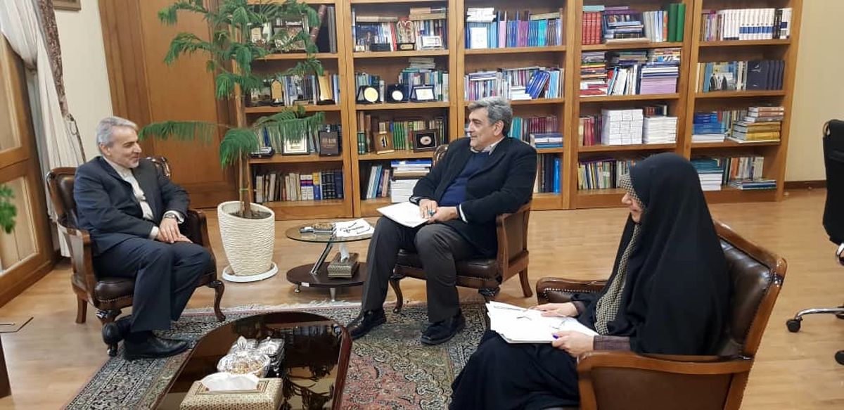 نشست شهردار تهران با رئیس سازمان برنامه و بودجه کشور/ دستور تخصیص صددرصدی مطالبات بودجه‌ای شهرداری صادر شد