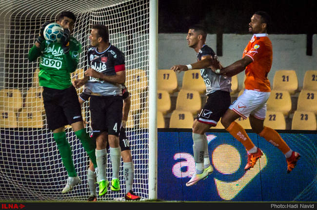 لیگ برتر فوتبال ایران جام خلیج فارس : پرسپولیس-سایپا